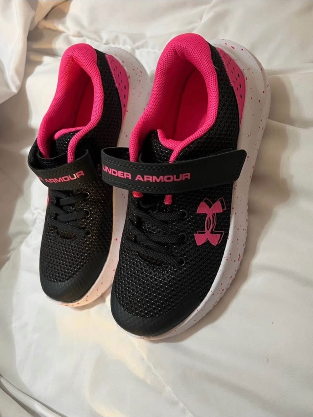 Under Armour Kids Black and Hot Pink Lightweight Sneakers